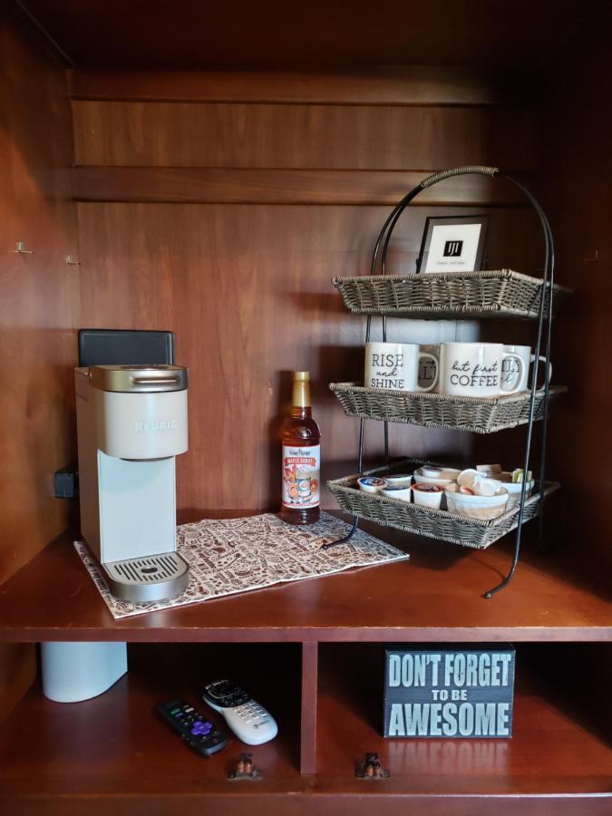 ホテル Quails Nest ケープコーラル エクステリア 写真